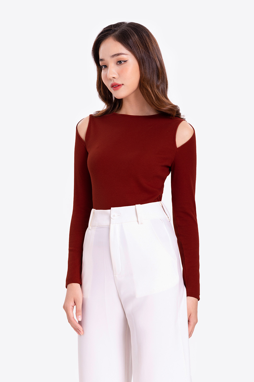 Áo thun ôm tay dài cut out 