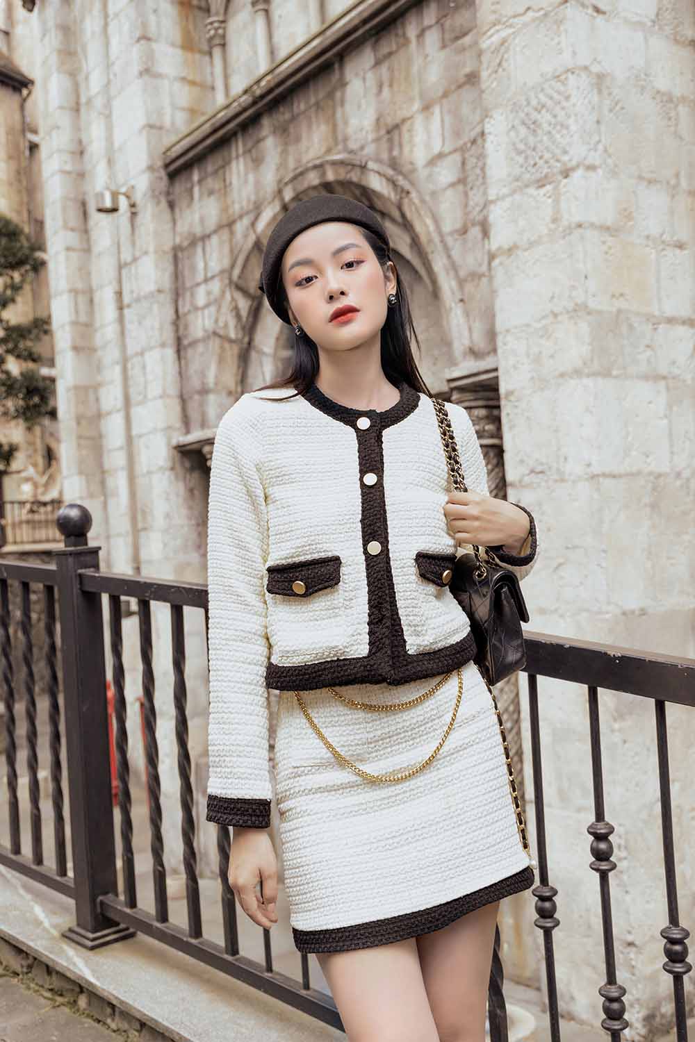 Chân váy tweed dáng ngắn phối màu