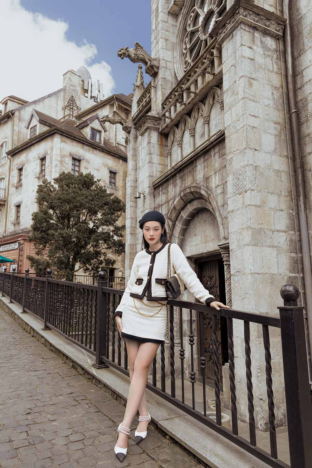 Chân váy tweed dáng ngắn phối màu