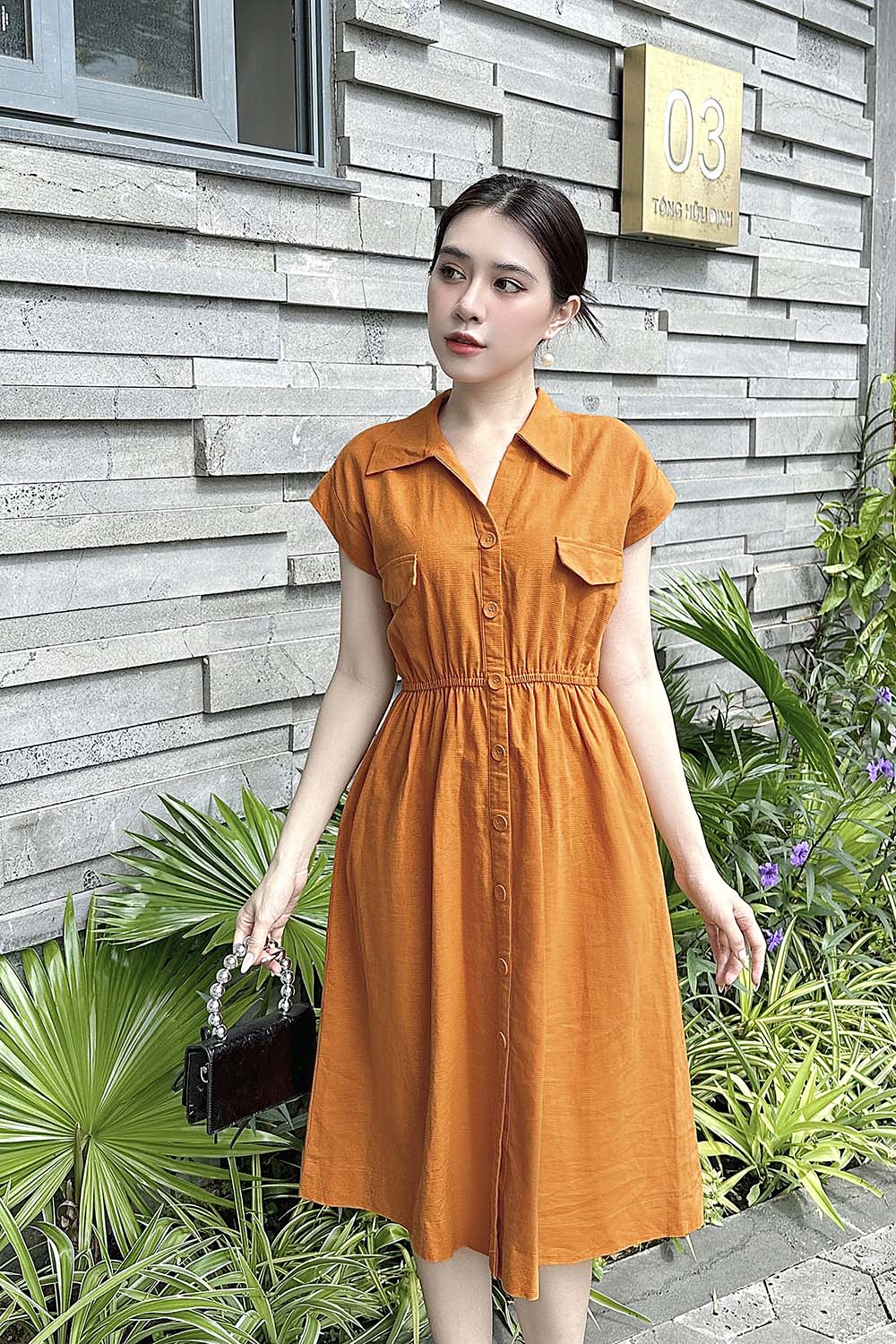 Đầm sơ mi dáng xòe eo bo thun