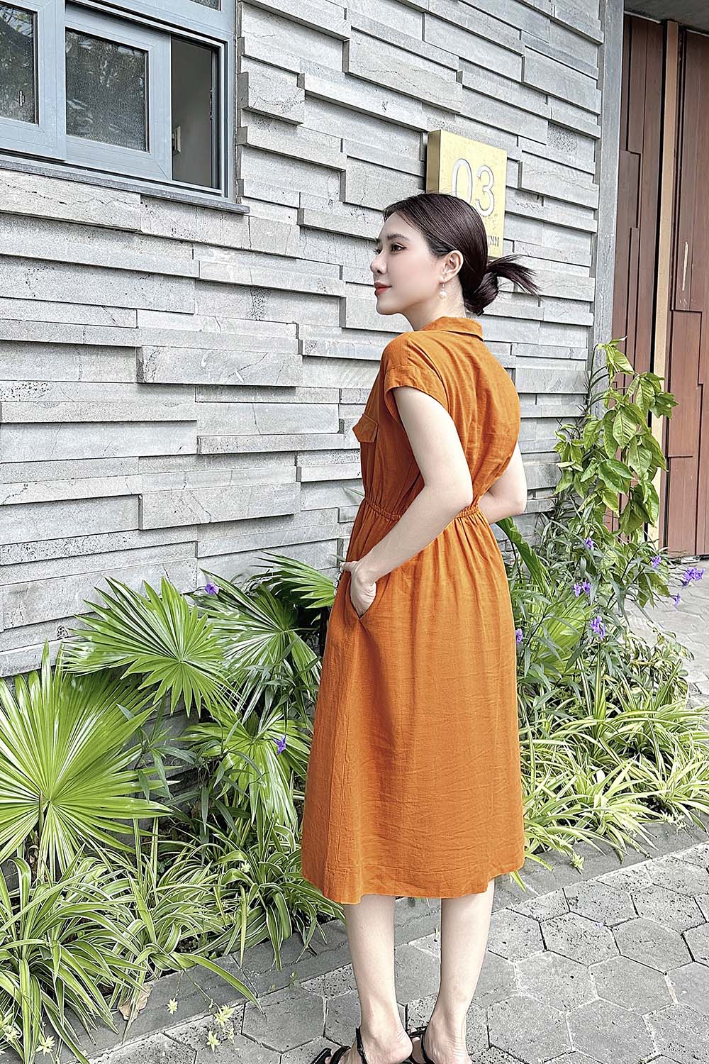 Đầm sơ mi dáng xòe eo bo thun