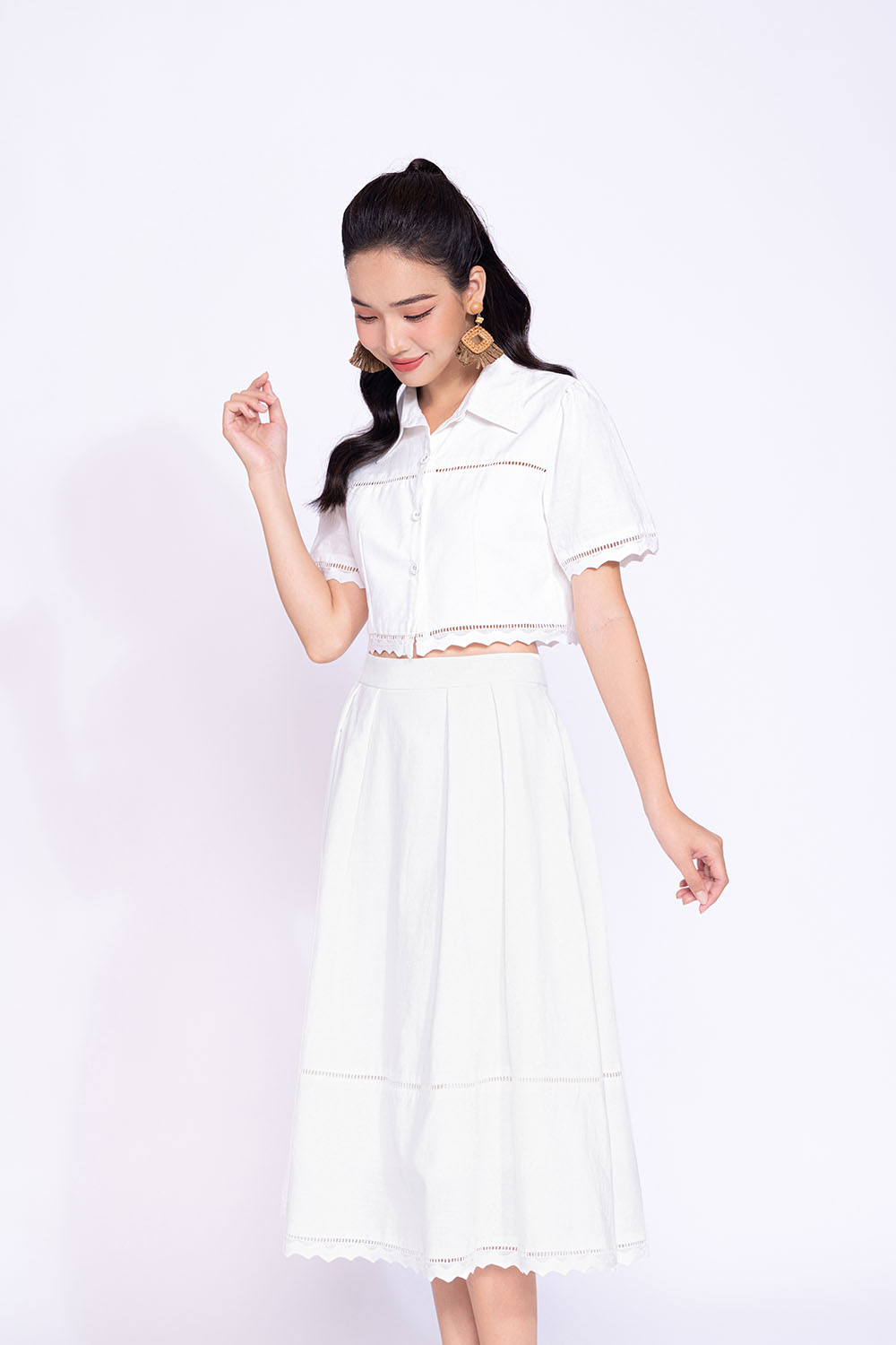 Chân váy midi công sở màu trắng