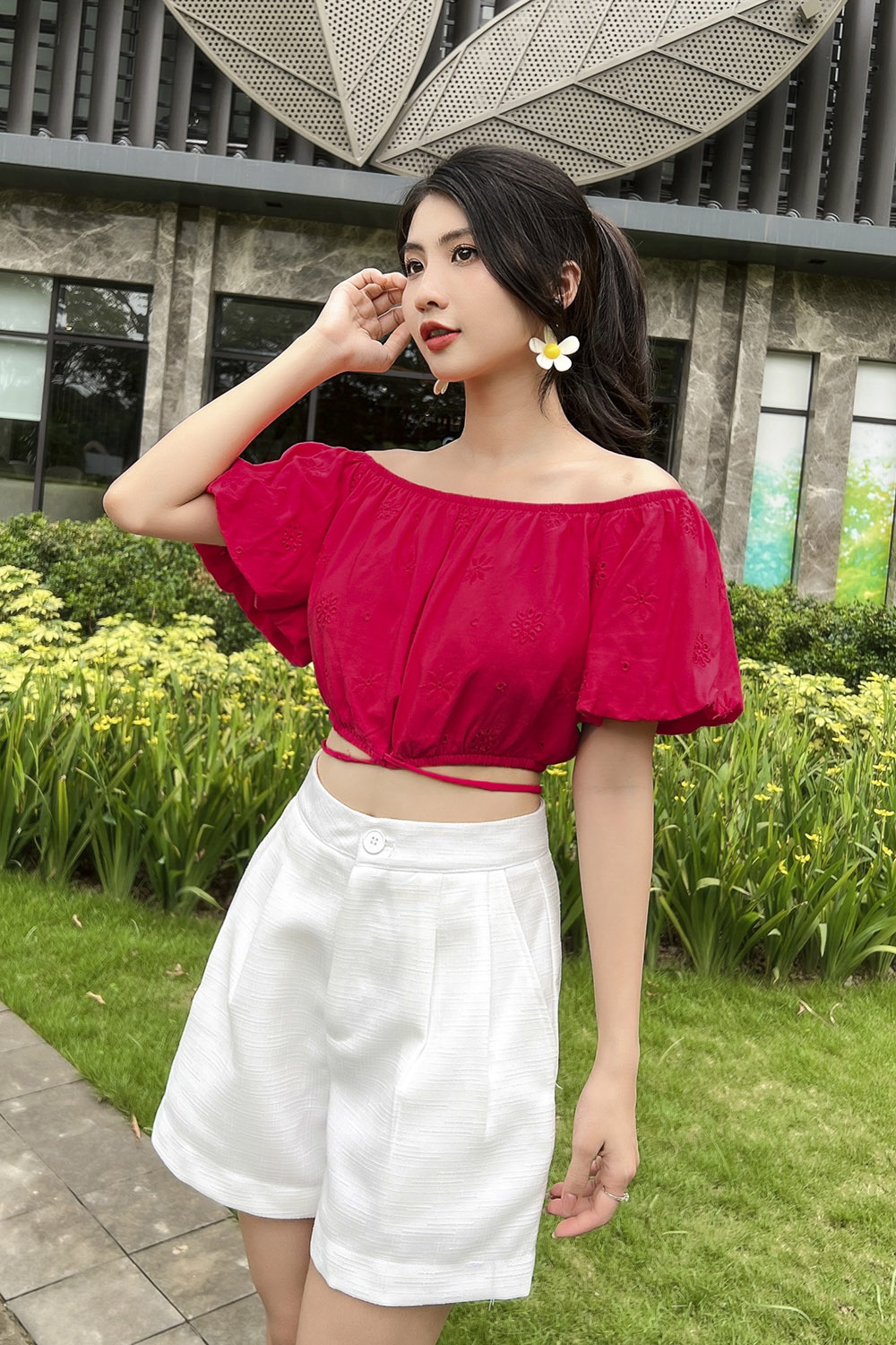 Áo croptop nữ trễ vai tay phồng