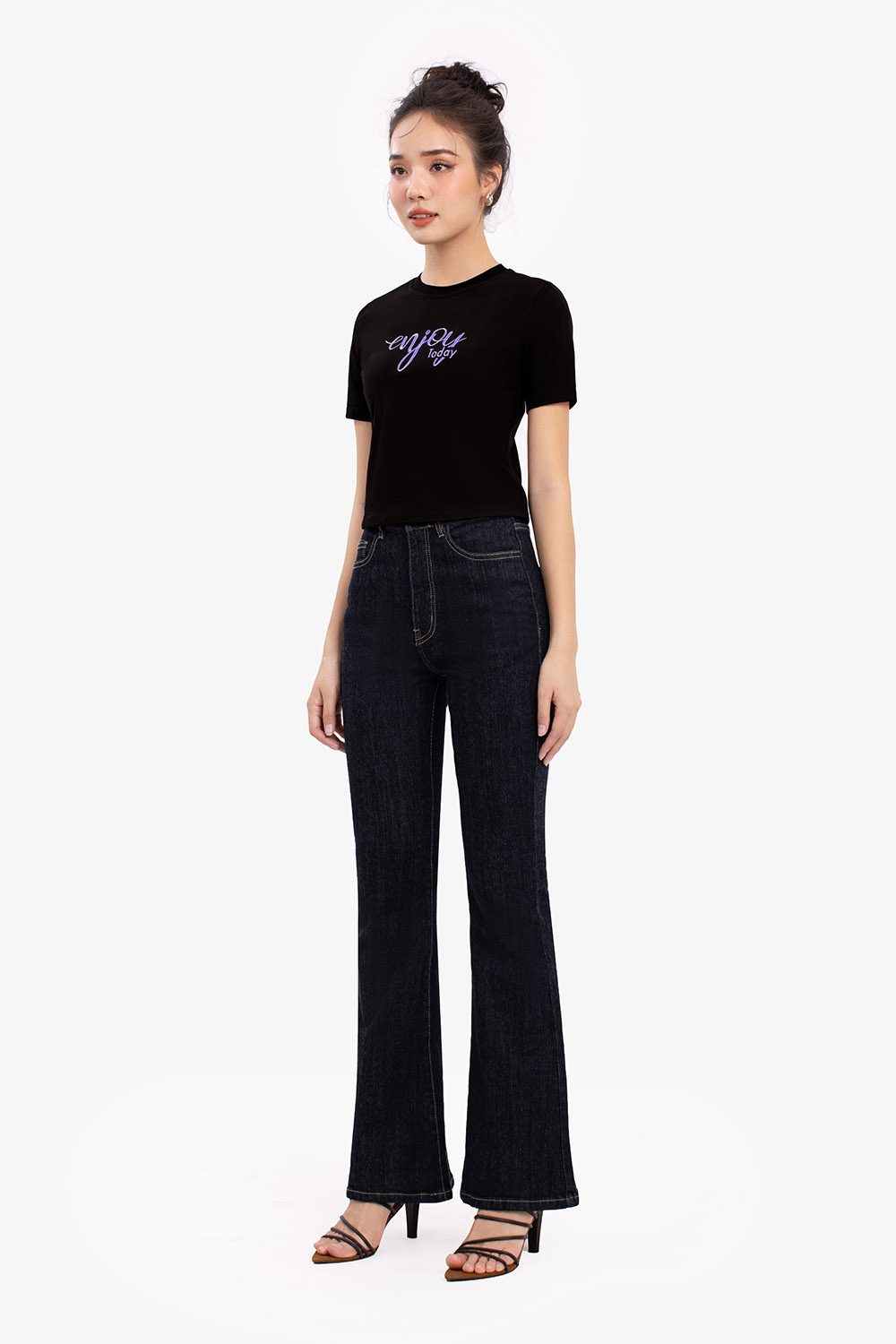 Quần jeans nữ lưng cao ống loe