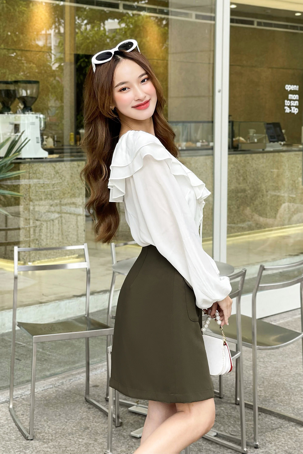 Áo sơ mi trắng công sở nữ phối bèo