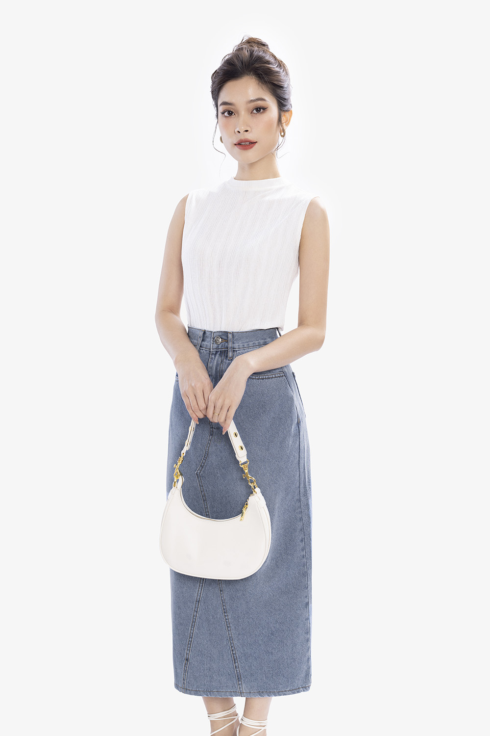 Chân váy jeans dài dáng chữ A màu xanh