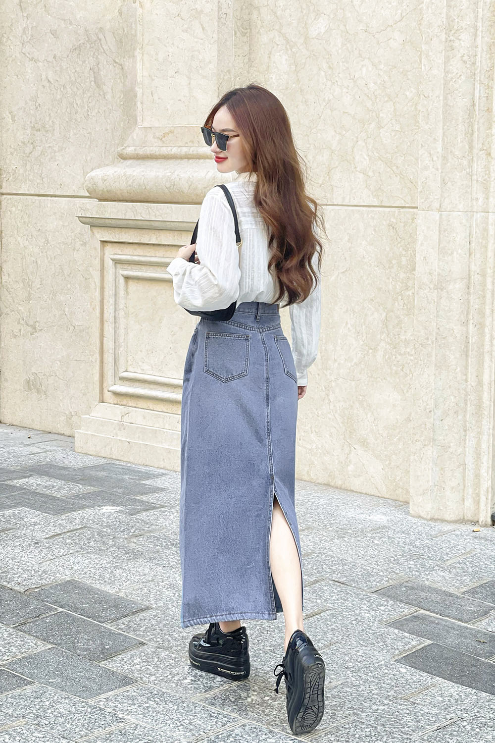 Chân váy jeans dài dáng chữ A màu xanh