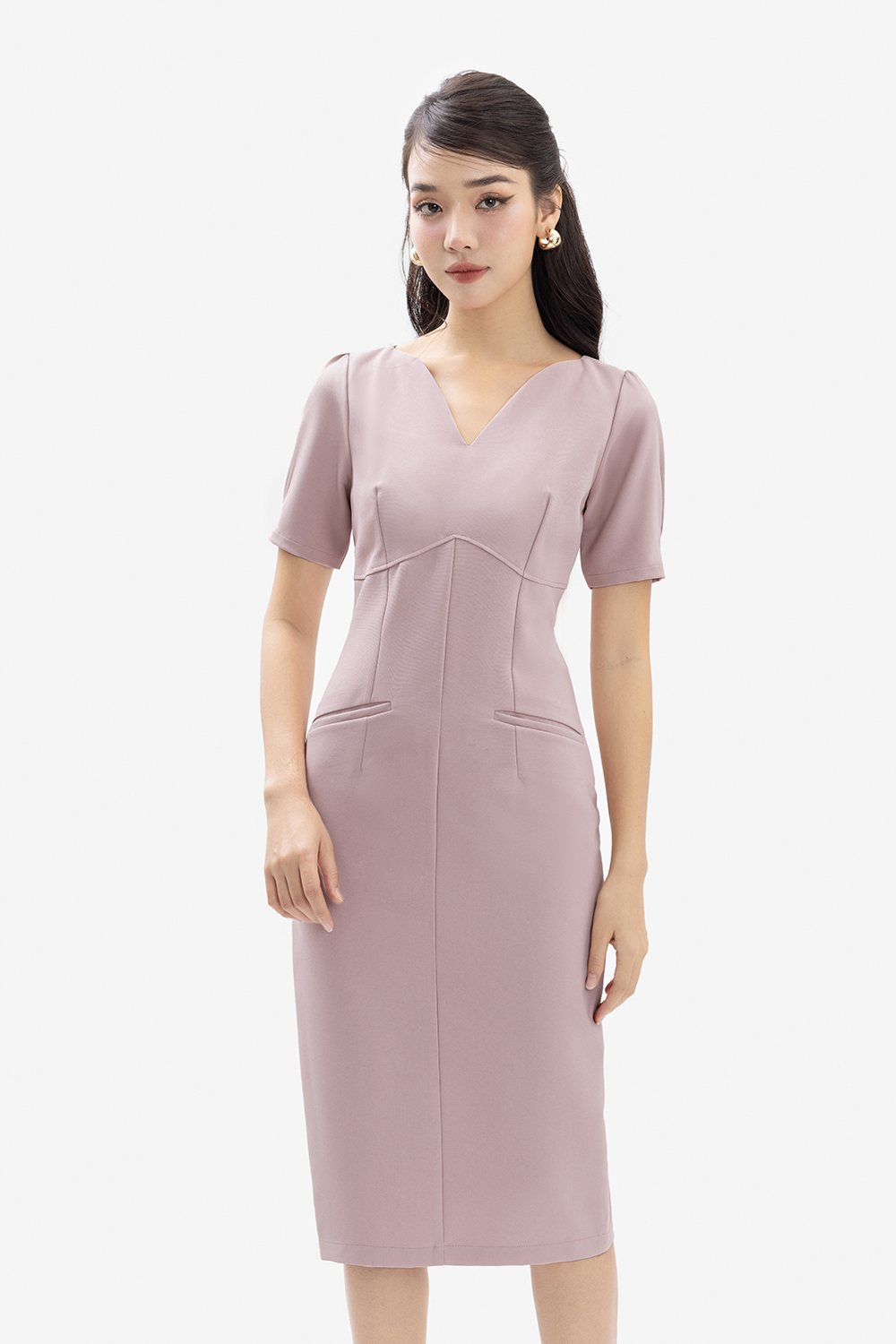 Đầm công sở dáng ôm tay ngắn cổ tim
