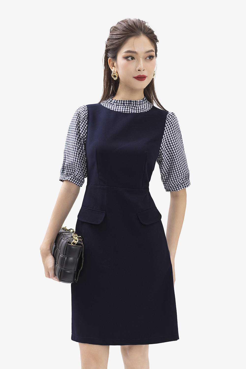Đầm chữ A tay lỡ phối caro màu xanh đen