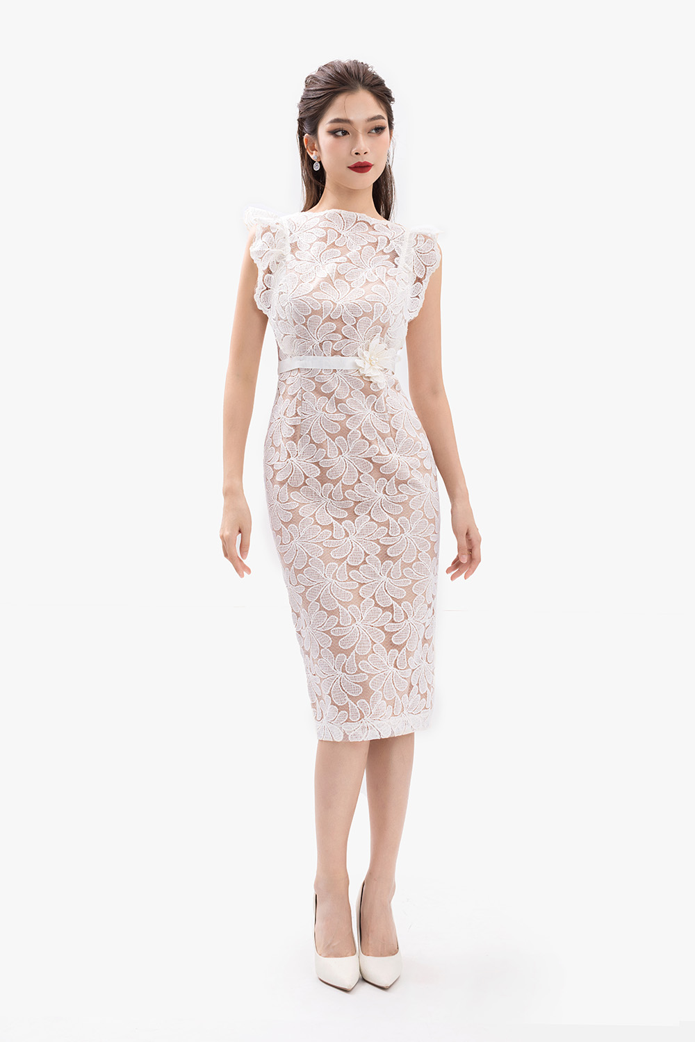 Đầm ren hoa dự tiệc dáng ôm body