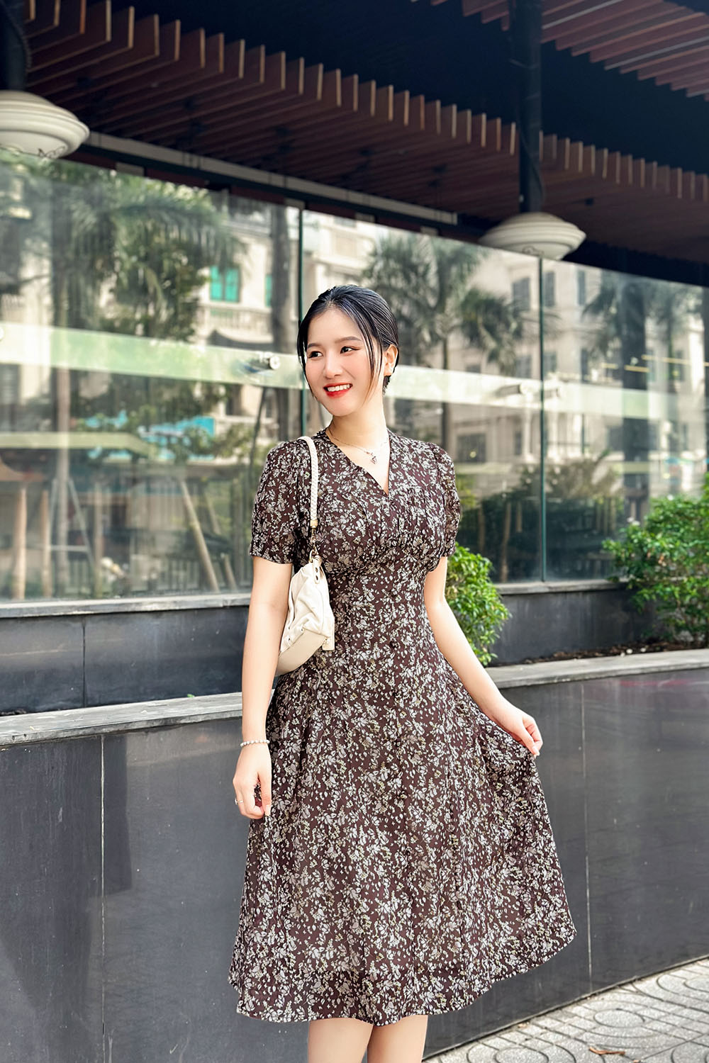 Đầm voan dáng xoè hoạ tiết hoa