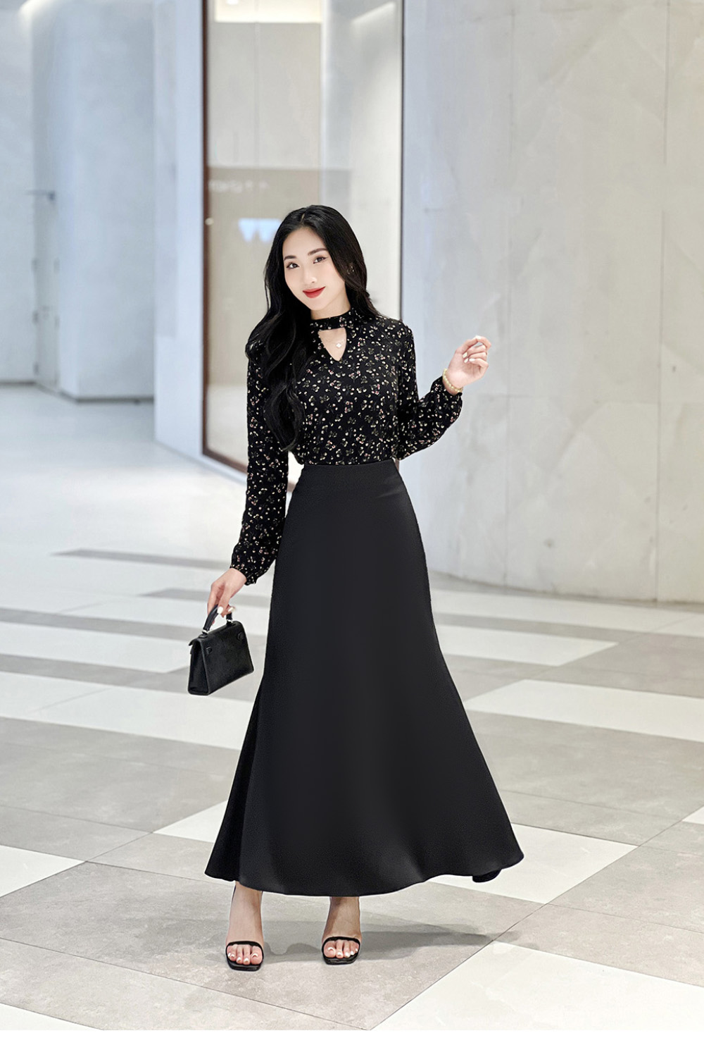 Chân váy dài dáng xòe màu đen