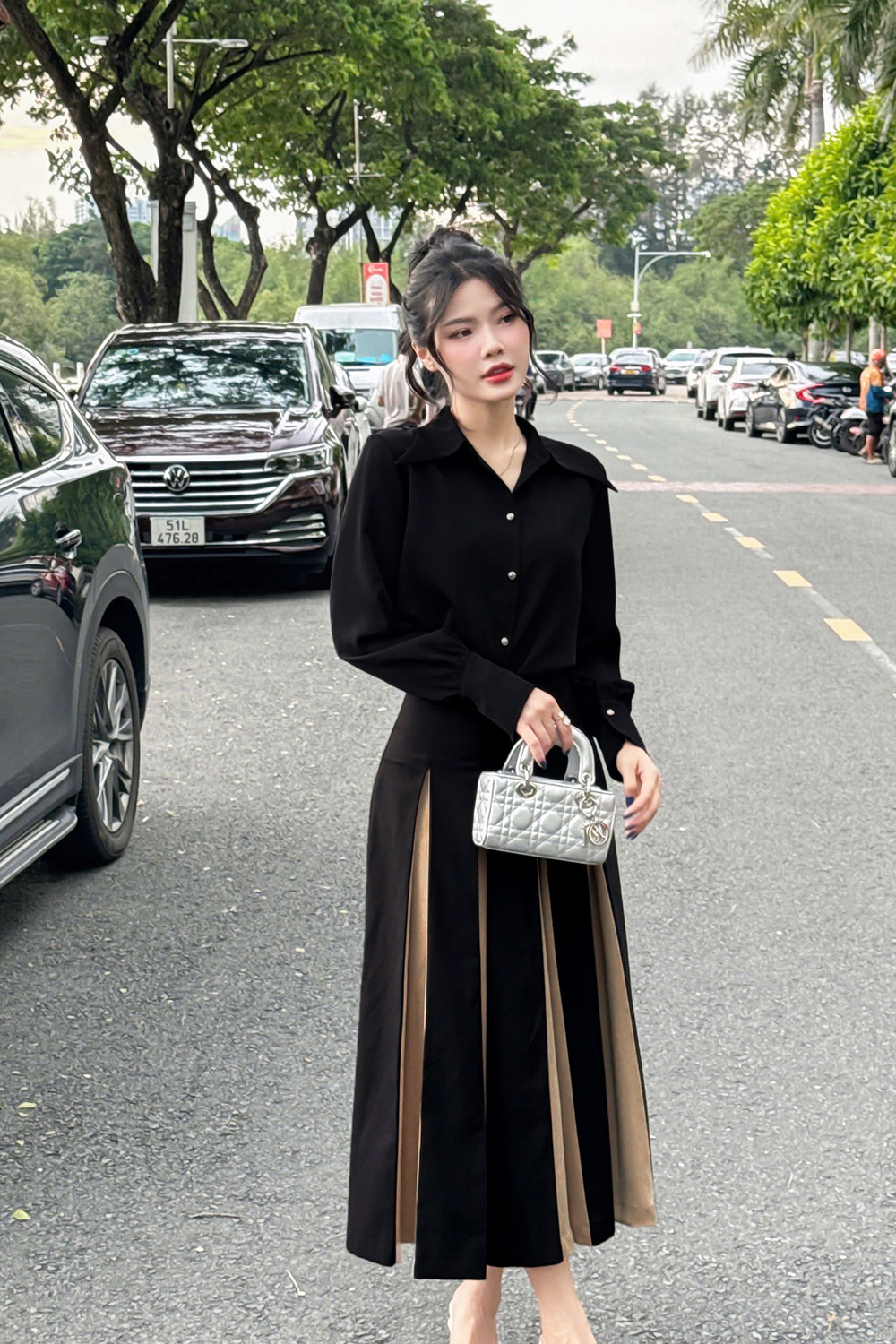 Chân váy dài dáng xòe xếp ly phối màu