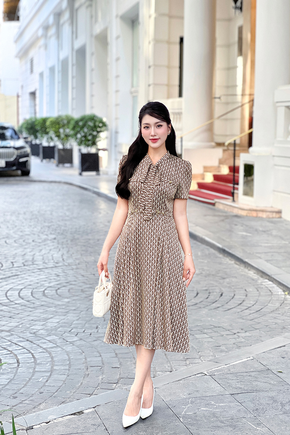 Đầm xòe công sở họa tiết phối nơ
