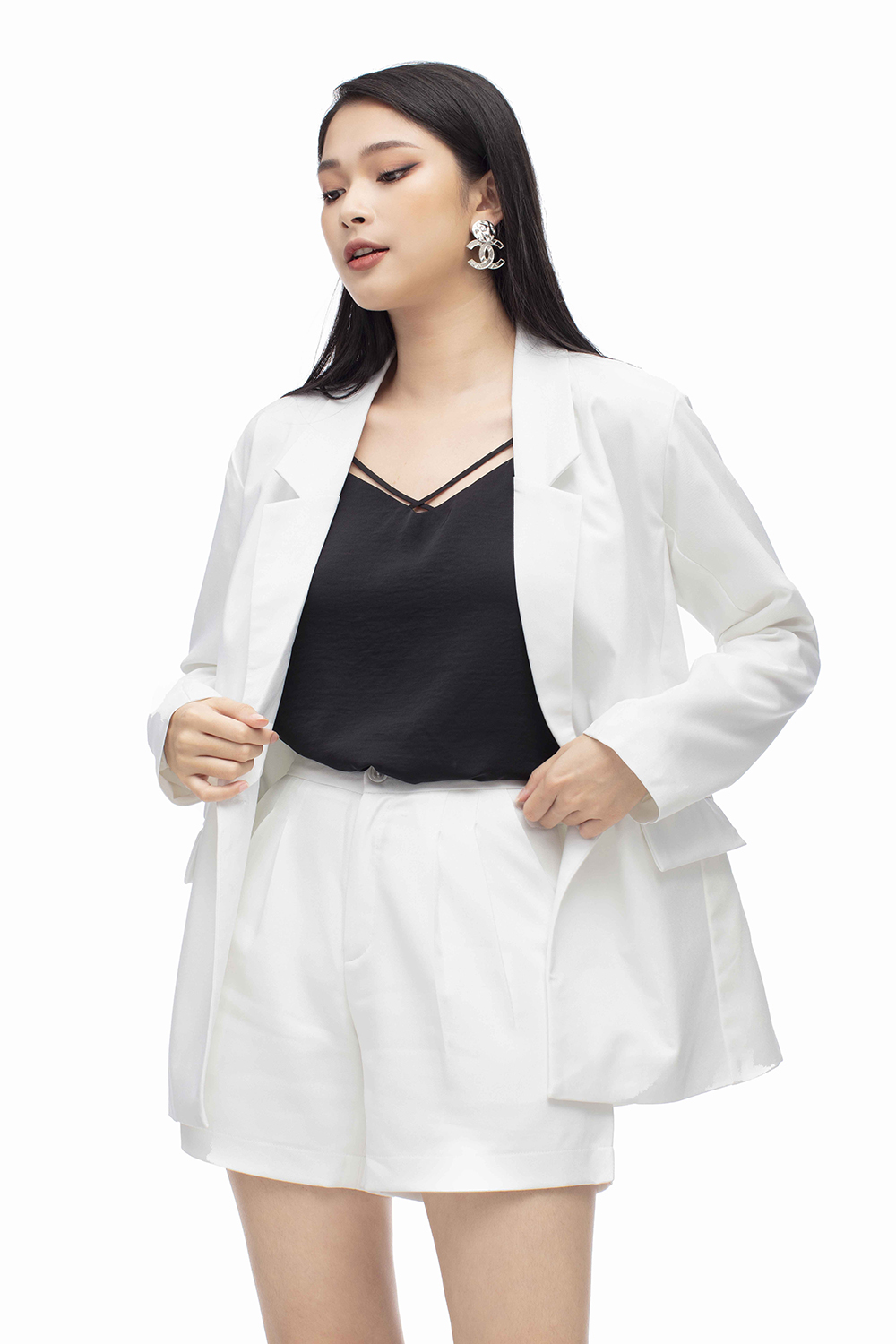 Áo blazer nữ trắng tay dài 